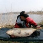 Hubert Świątek ustanowił nowy karpiowy Rekord Polski. Hubert Świątek i karp Max