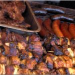 Nad wodą lub w ogrodzie - planujemy nowy sezon grillowy